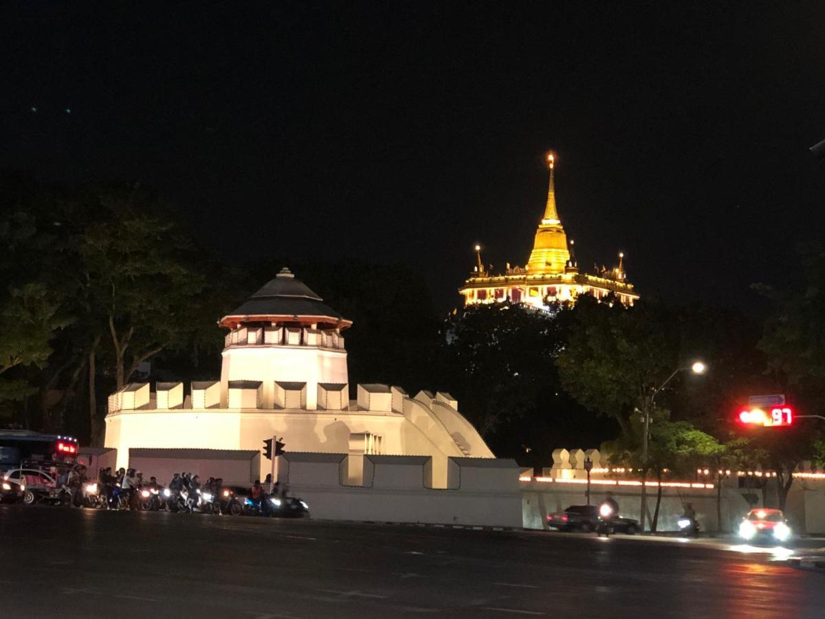 โรงแรมแนปปี้เนส